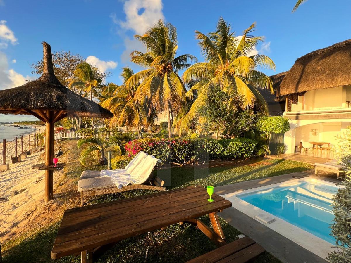 Caro'S Beachfront Trou aux Biches Bagian luar foto