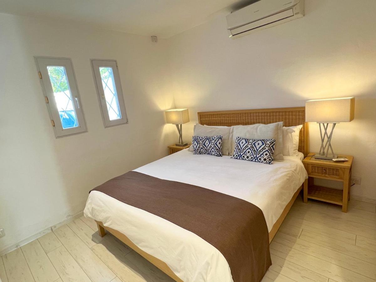 Caro'S Beachfront Trou aux Biches Bagian luar foto