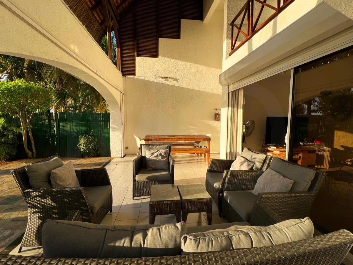 Caro'S Beachfront Trou aux Biches Bagian luar foto